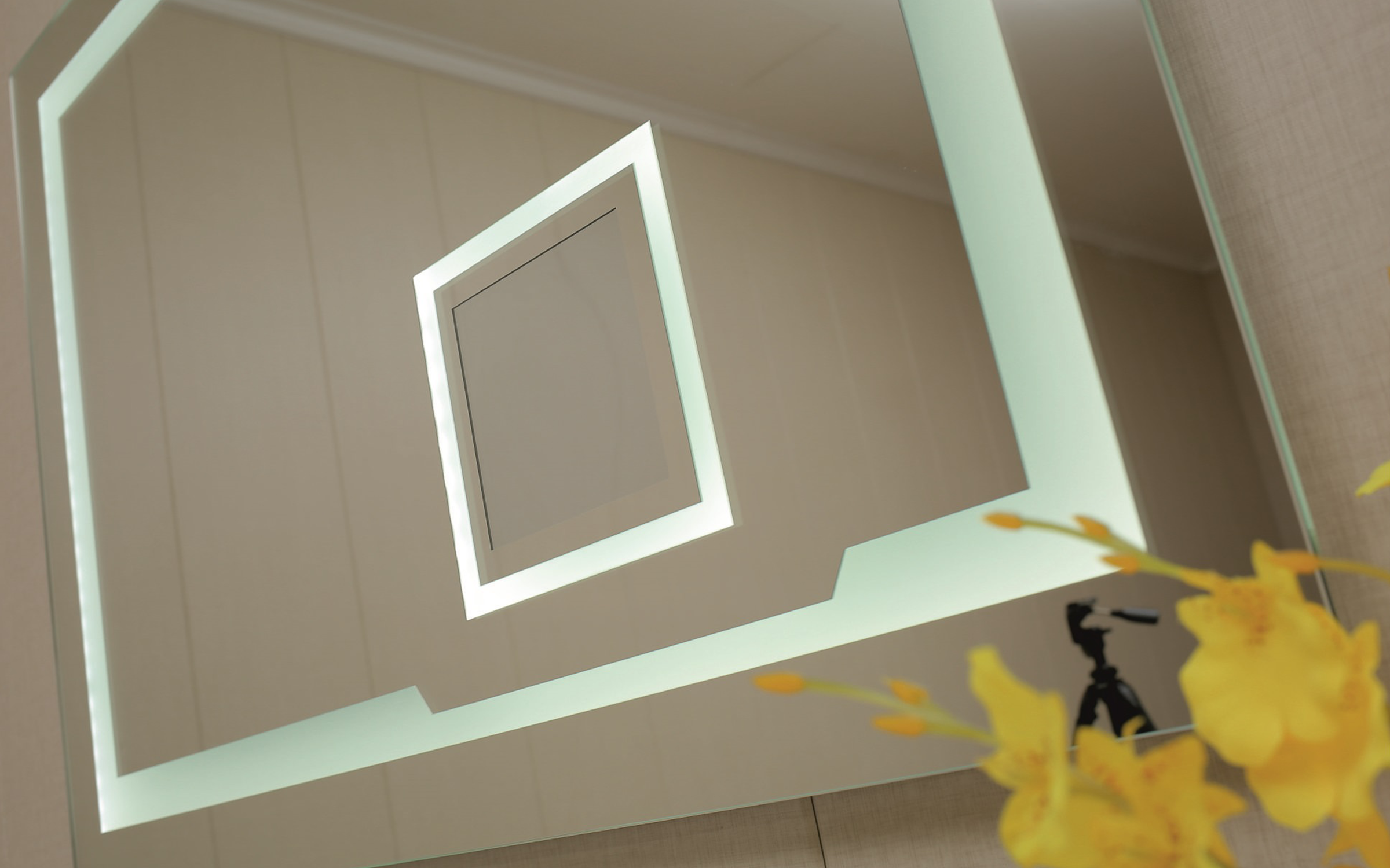 ICL 1899 Oglinda pentru baie cu iluminare LED, 60/80 сm  3