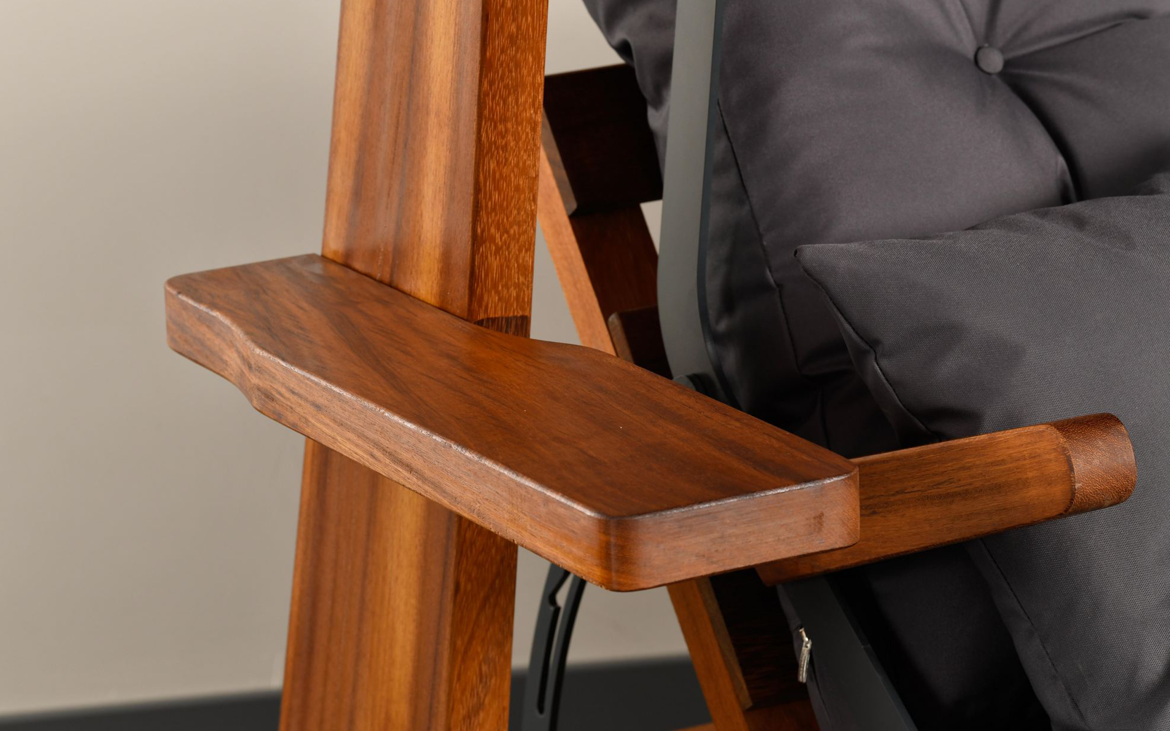 Leagan Sia, nuc + antracit  6