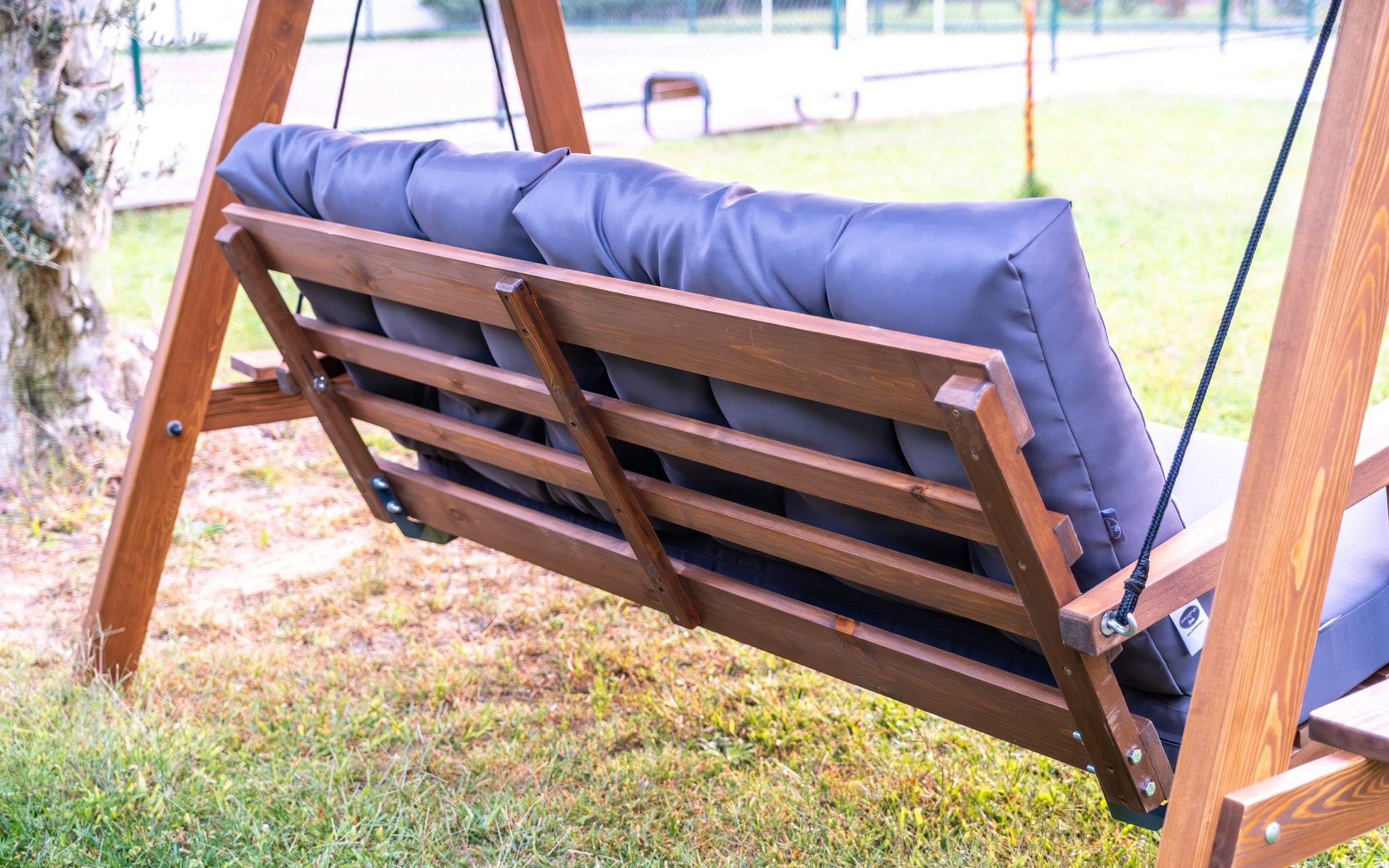 Leagan Pera, nuc + antracit  4