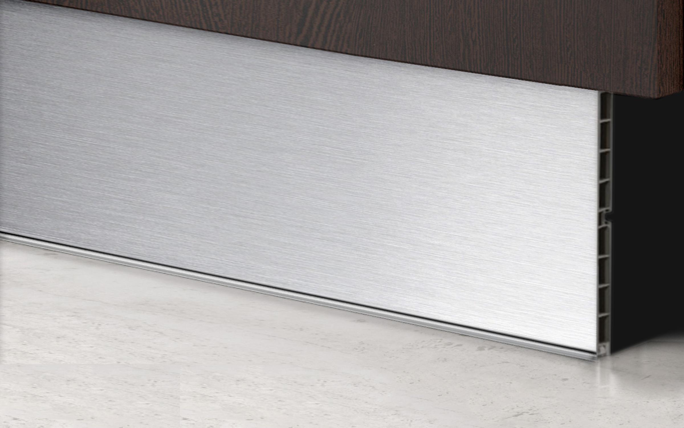 Plinta pentru bucatarie, PVC, culoare inox 1